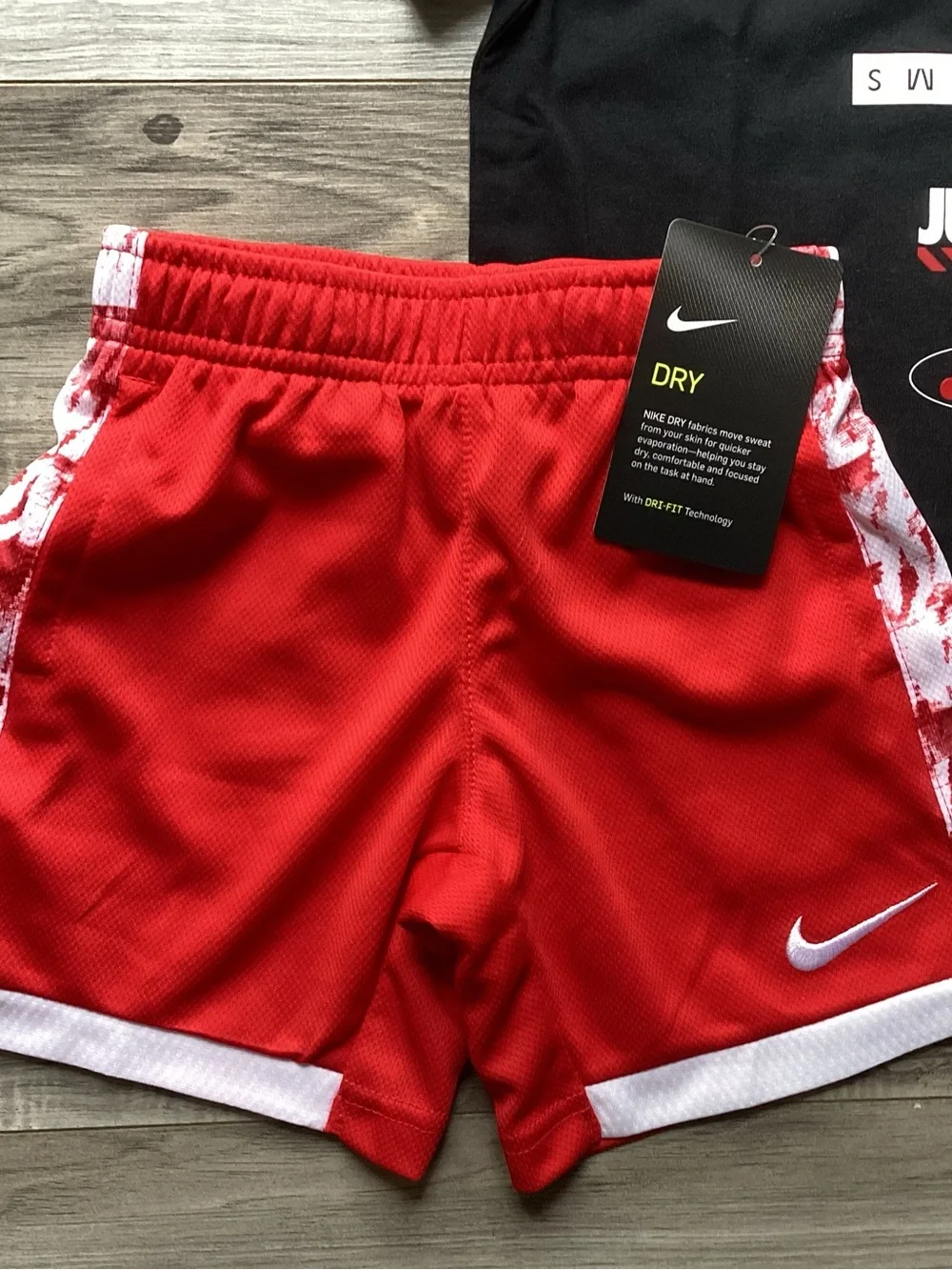 Nike Tee & Shorts outfit toddler boy size 3T(NWT) ~PRICE FIRM, NO OFFERS~ - Picture 2 of 4